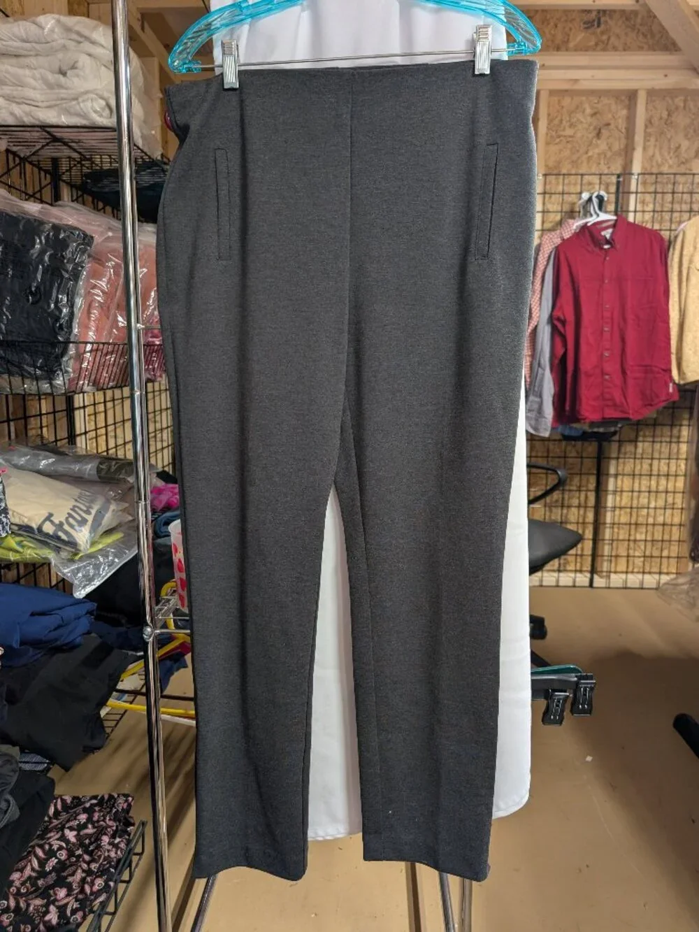 Chico's Women's Ankle Pants Size 1 Gray - 25% Off When You Bundle 5+ Items!